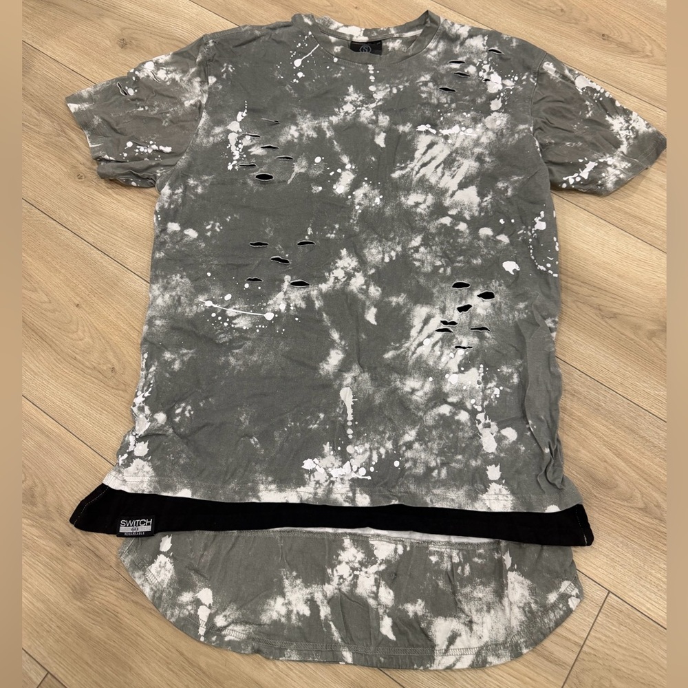Men's Distressed Gray Tie-Dye Shirt